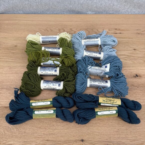 Bucilla VTG Tapestry Wool Yarn LOT BUNDLE 40 YDS 011 070 1877 2012 2033 2034 NEW - Picture 1 of 8